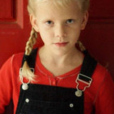 Zeva DuVall — Cheddar Goblin Girl (uncredited)