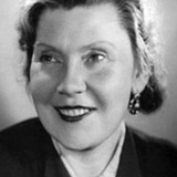 Елена Тяпкина — princess Myagkaya