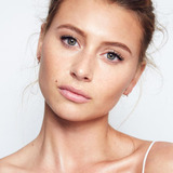 Элисон Мичалка — Bikini Girl Savannah