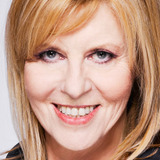 Шанталь Ладезу — Teller of the bank