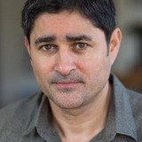 Чук Сибтайн — Mickey