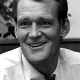Patrick Allen — Detective Pearson