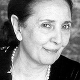 Regina Bianchi — Amalia Jovine