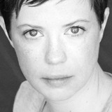 Stéfanie Buxton — Beth