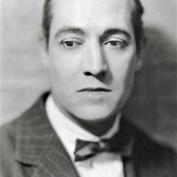 Elliott Dexter — Professor Charles Giddings