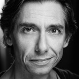 Филипп Сполл — Train Conductor