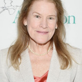 Helen Funai — Bath Attendant (uncredited)