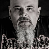 João Gordo — himself