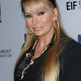 Suzan Hughes — Bartender