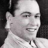 Sayre Dearing — Sarah Siddons Awards Guest (uncredited)