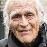 Lars Lunøe — Count Haupt