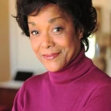 Эмили Янси — Woman Reporter