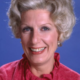 Нэнси Маршан — Mayor