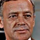 Douglas Henderson — Dr. Richard Gordon