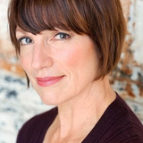 Милика Гович — Ms. Worley