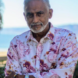 Mark Winn — Police Detective (uncredited)