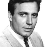 Alejandro Rey — Lt. Gomez