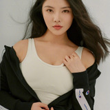 Xu Dongdong — Massage Girl