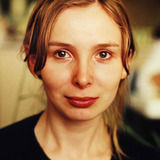 Evelyn Kaplun — Julia