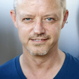 Десмонд Эскью — Big Brain