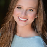 Anna Stadler — Preppy Teen (uncredited)