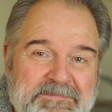 Frank Ridley — Police Detective (uncredited)