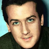 Αλέκος Αλεξανδράκης — Journalist Makris