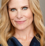 Одри Уолтерс — Starlet in Bar #1