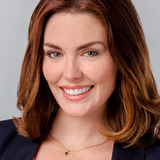 Тейлор Коул — Female Lawyer