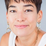 Julia Asuka Riedl — Operator