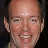 Sean Smith — Victor (Maitre'd)