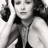 Jayne Bentzen — Julie