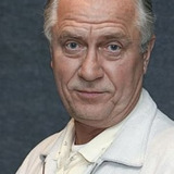 László Áron — Lars