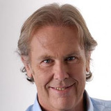 Gonzalo Bonadeo — Self, sport journalist (voice)