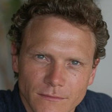 Оскар Пирс — Search Team Leader