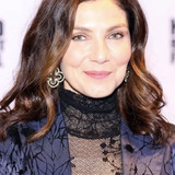 Мариса Петроро — Leah