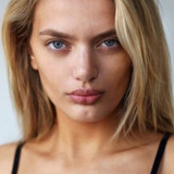 Bregje Heinen — Female Guest (Nathalie)