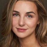 Рэйчел Уолтерс — Molly, Sonny's Assistant