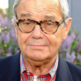 Walter Giller — Colonel Foxton