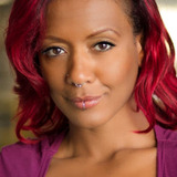 Мара Жуно — Laura Devine (voice)