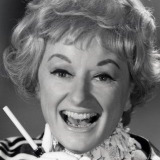 Phyllis Diller — Herself