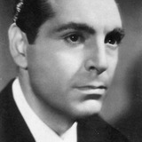 Mino Doro — Claudia's Agent