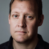 Джастин Эдвардс — Police Officer #1