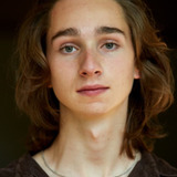Адриан Гринсмит — Hunter Sylvester