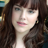 Alice Wegmann — Luiza