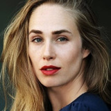 Laura Egger — Tanja