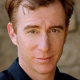 Stephen Kearin — Gong Pig / Grateful Bunny (voice)