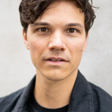 Sebastian Urzendowsky — Andreas