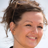 Anne Girouard — Elise Perrot