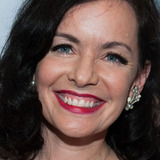 Guinevere Turner — Elizabeth